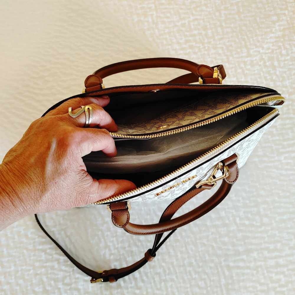 NWT 5 PC Michael Kors signature collection Vanilla - Picture 9 of 16